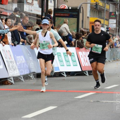 21.09.2025 - PSD Bank Halbmarathon Strokosch-Dieckow http://msf.ph/oto/8945030 21.09.2025 11:53:51 Ziel 1396, 1752, 2304, 2461, 2805, 2863, 2991, 3037 meine-sportfotos.de