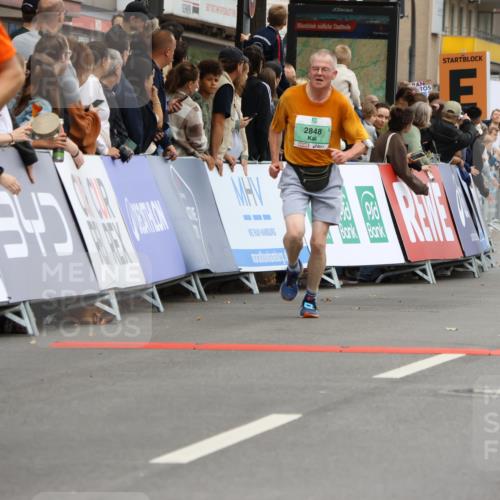 21.09.2025 - PSD Bank Halbmarathon Strokosch-Dieckow http://msf.ph/oto/8945046 21.09.2025 11:54:06 Ziel 1053, 1633, 1772, 2144, 2300, 2420, 2505, 2658, 2736, 2848, 3938, 4036 meine-sportfotos.de