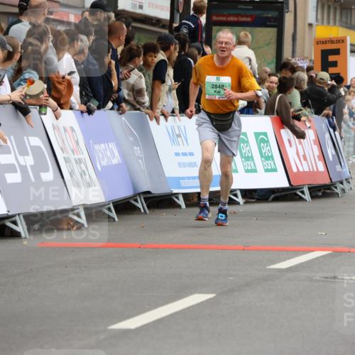 21.09.2025 - PSD Bank Halbmarathon Strokosch-Dieckow http://msf.ph/oto/8945047 21.09.2025 11:54:06 Ziel 1053, 1633, 1772, 2144, 2300, 2420, 2505, 2658, 2736, 2848, 3938, 4036 meine-sportfotos.de
