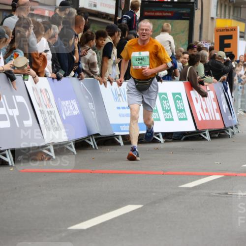 21.09.2025 - PSD Bank Halbmarathon Strokosch-Dieckow http://msf.ph/oto/8945049 21.09.2025 11:54:06 Ziel 1053, 1633, 1772, 2144, 2300, 2420, 2505, 2658, 2736, 2848, 3938, 4036 meine-sportfotos.de