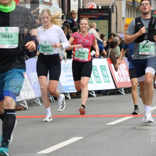 21.09.2025 - PSD Bank Halbmarathon Strokosch-Dieckow http://msf.ph/oto/8945083 21.09.2025 11:54:28 Ziel 1731, 2320, 2360, 2408, 2562, 2583, 2770, 2983, 2997, 3892, 3944 meine-sportfotos.de