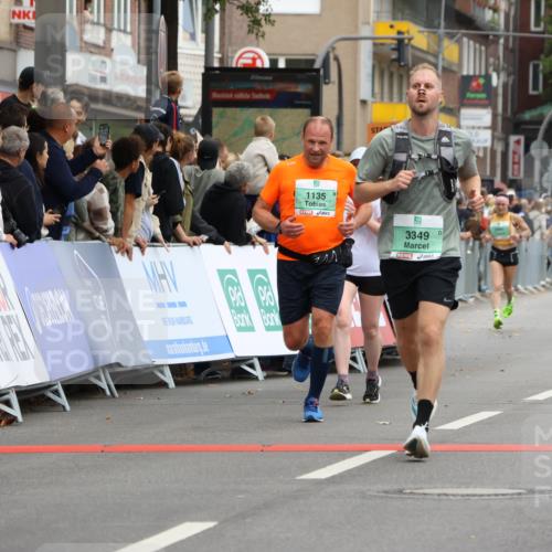 21.09.2025 - PSD Bank Halbmarathon Strokosch-Dieckow http://msf.ph/oto/8945103 21.09.2025 11:54:36 Ziel 1069, 1135, 2164, 2360, 2408, 2583, 2770, 2983, 2997, 3349, 3892, 3944, 4028 meine-sportfotos.de
