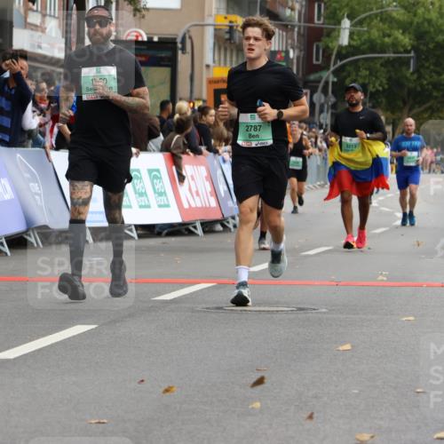 21.09.2025 - PSD Bank Halbmarathon Strokosch-Dieckow http://msf.ph/oto/8945113 21.09.2025 12:03:27 Ziel 1160, 2338, 2520, 2565, 2722, 2787, 2798, 2888, 2889, 3184, 3189, 3213, 3248 meine-sportfotos.de