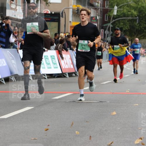 21.09.2025 - PSD Bank Halbmarathon Strokosch-Dieckow http://msf.ph/oto/8945115 21.09.2025 12:03:27 Ziel 1160, 2338, 2520, 2565, 2722, 2787, 2798, 2888, 2889, 3184, 3189, 3213, 3248 meine-sportfotos.de