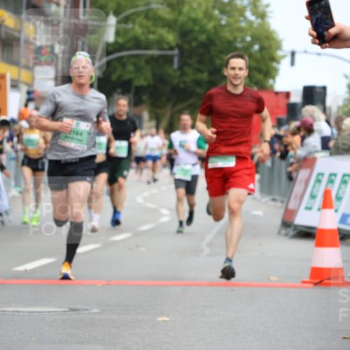 21.09.2025 - PSD Bank Halbmarathon Strokosch-Dieckow http://msf.ph/oto/8945116 21.09.2025 11:54:40 Ziel 1069, 1135, 1569, 2091, 2164, 2360, 2770, 2866, 2983, 3349, 4028, 4047 meine-sportfotos.de