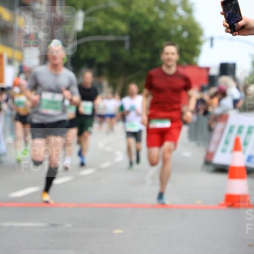 21.09.2025 - PSD Bank Halbmarathon Strokosch-Dieckow http://msf.ph/oto/8945118 21.09.2025 11:54:40 Ziel 1069, 1135, 1569, 2091, 2164, 2360, 2770, 2866, 2983, 3349, 4028, 4047 meine-sportfotos.de