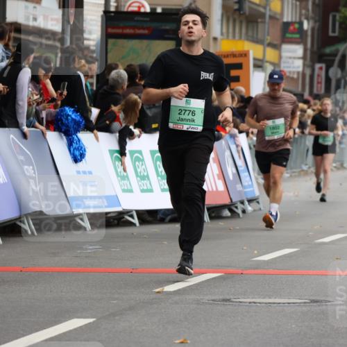 21.09.2025 - PSD Bank Halbmarathon Strokosch-Dieckow http://msf.ph/oto/8945158 21.09.2025 12:03:38 Ziel 1802, 2617, 2776, 2806, 3184, 3213 meine-sportfotos.de