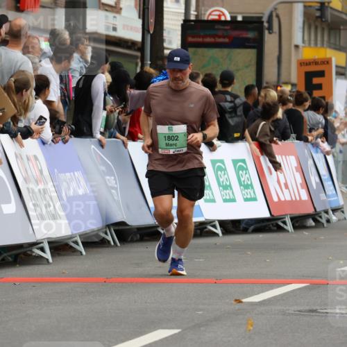 21.09.2025 - PSD Bank Halbmarathon Strokosch-Dieckow http://msf.ph/oto/8945162 21.09.2025 12:03:42 Ziel 1802, 2617, 2776, 2806, 3326, 3924 meine-sportfotos.de