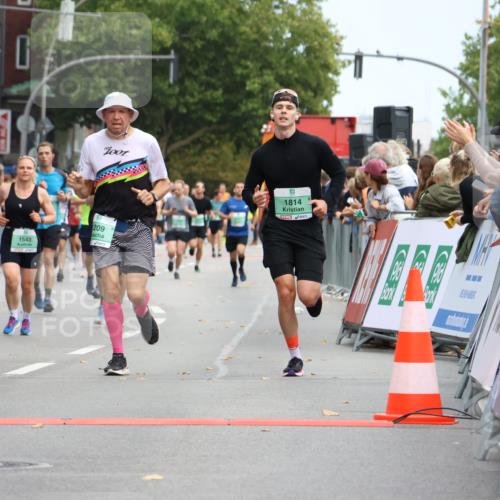 21.09.2025 - PSD Bank Halbmarathon Strokosch-Dieckow http://msf.ph/oto/8945191 21.09.2025 11:55:14 Ziel 1078, 1209, 1528, 1543, 1814, 2067, 2107, 2161, 2275, 2435, 2500, 2568, 2690, 2952, 3270, 3958, 3968, 4033 meine-sportfotos.de