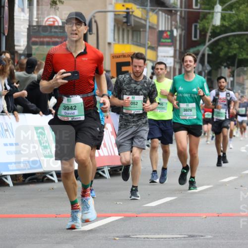 21.09.2025 - PSD Bank Halbmarathon Strokosch-Dieckow http://msf.ph/oto/8945202 21.09.2025 11:55:21 Ziel 1209, 1543, 1796, 1814, 2107, 2161, 2541, 2936, 3942, 3979, 4052 meine-sportfotos.de