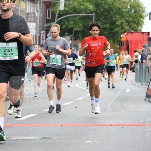 21.09.2025 - PSD Bank Halbmarathon Strokosch-Dieckow http://msf.ph/oto/8945209 21.09.2025 11:55:30 Ziel 1543, 1796, 2451, 2541, 2673, 2680, 2815, 2862, 2936, 3942, 3979, 4052 meine-sportfotos.de