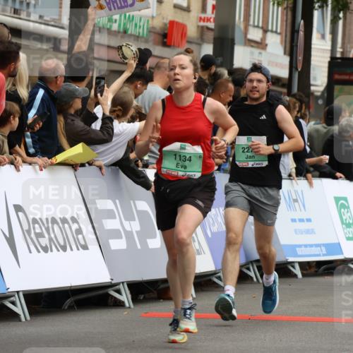21.09.2025 - PSD Bank Halbmarathon Strokosch-Dieckow http://msf.ph/oto/8945215 21.09.2025 11:55:37 Ziel 1134, 1818, 1819, 2273, 2399, 2451, 2541, 2587, 2642, 2673, 2680, 2815, 2862 meine-sportfotos.de