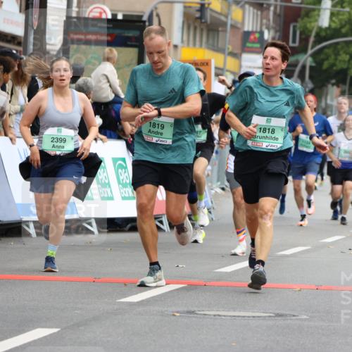 21.09.2025 - PSD Bank Halbmarathon Strokosch-Dieckow http://msf.ph/oto/8945222 21.09.2025 11:55:41 Ziel 1124, 1134, 1818, 1819, 2210, 2273, 2399, 2587, 2642, 2673, 2680, 2862, 3959 meine-sportfotos.de