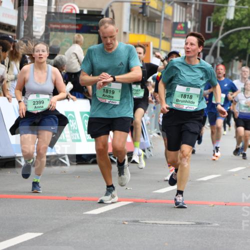 21.09.2025 - PSD Bank Halbmarathon Strokosch-Dieckow http://msf.ph/oto/8945224 21.09.2025 11:55:41 Ziel 1124, 1134, 1818, 1819, 2210, 2273, 2399, 2587, 2642, 2673, 2680, 2862, 3959 meine-sportfotos.de