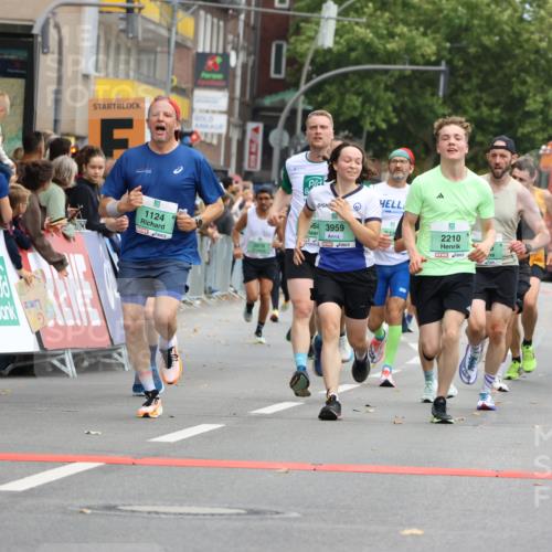 21.09.2025 - PSD Bank Halbmarathon Strokosch-Dieckow http://msf.ph/oto/8945228 21.09.2025 11:55:45 Ziel 1124, 1134, 1568, 1818, 1819, 2210, 2218, 2273, 2399, 2456, 2488, 2587, 2636, 2642, 2901, 3166, 3959 meine-sportfotos.de