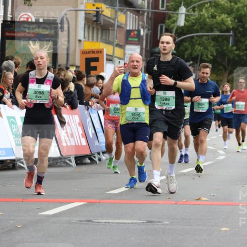 21.09.2025 - PSD Bank Halbmarathon Strokosch-Dieckow http://msf.ph/oto/8945251 21.09.2025 12:04:19 Ziel 1172, 1398, 1515, 1853, 2585, 2854, 3056, 3072, 3090, 3162, 3355, 3966 meine-sportfotos.de
