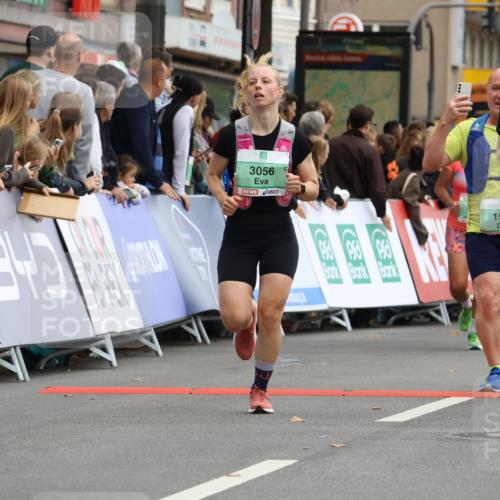 21.09.2025 - PSD Bank Halbmarathon Strokosch-Dieckow http://msf.ph/oto/8945255 21.09.2025 12:04:21 Ziel 1172, 1398, 1515, 1853, 2585, 2854, 3039, 3056, 3072, 3162, 3336, 3355, 3966 meine-sportfotos.de