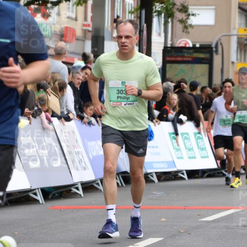 21.09.2025 - PSD Bank Halbmarathon Strokosch-Dieckow http://msf.ph/oto/8945280 21.09.2025 12:04:28 Ziel 1398, 1515, 1853, 2556, 2585, 2854, 2960, 3010, 3039, 3056, 3072, 3336, 3512, 3607 meine-sportfotos.de