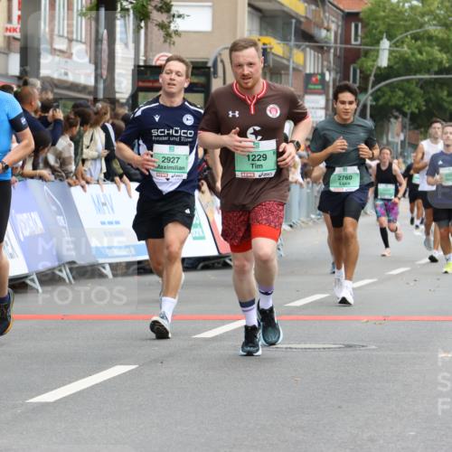 21.09.2025 - PSD Bank Halbmarathon Strokosch-Dieckow http://msf.ph/oto/8945344 21.09.2025 11:56:42 Ziel 1190, 1229, 1365, 2189, 2361, 2411, 2526, 2555, 2591, 2676, 2704, 2717, 2719, 2760, 2912, 2927, 4056 meine-sportfotos.de