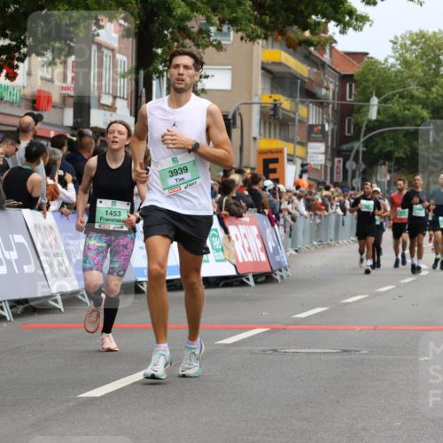 21.09.2025 - PSD Bank Halbmarathon Strokosch-Dieckow http://msf.ph/oto/8945381 21.09.2025 11:56:51 Ziel 1229, 1365, 1453, 2411, 2526, 2555, 2676, 2760, 2927, 3939, 4056 meine-sportfotos.de