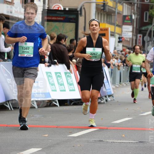 21.09.2025 - PSD Bank Halbmarathon Strokosch-Dieckow http://msf.ph/oto/8945384 21.09.2025 12:05:10 Ziel 1043, 1171, 1253, 1255, 1387, 2166, 3267, 3467, 4045 meine-sportfotos.de