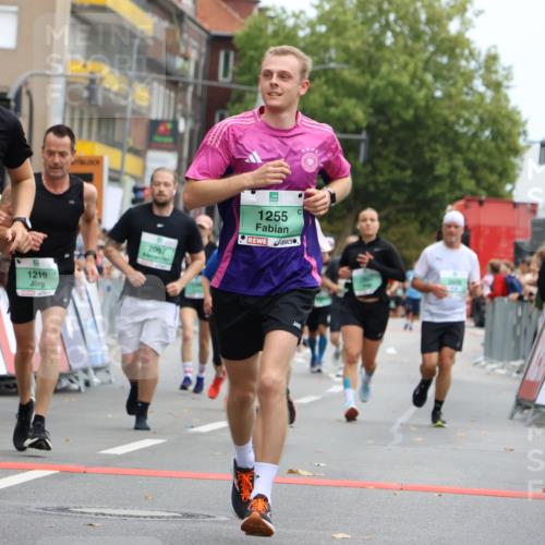 21.09.2025 - PSD Bank Halbmarathon Strokosch-Dieckow http://msf.ph/oto/8945416 21.09.2025 12:05:18 Ziel 1043, 1171, 1218, 1219, 1253, 1255, 1387, 2097, 2618, 2890, 3262, 3267, 3970, 4021, 4045 meine-sportfotos.de