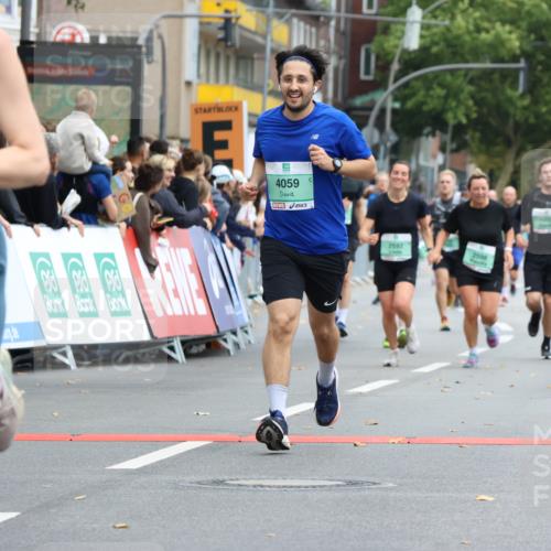 21.09.2025 - PSD Bank Halbmarathon Strokosch-Dieckow http://msf.ph/oto/8945448 21.09.2025 11:57:18 Ziel 1223, 1337, 1746, 2277, 2465, 2592, 2598, 2649, 3110, 4025, 4059 meine-sportfotos.de