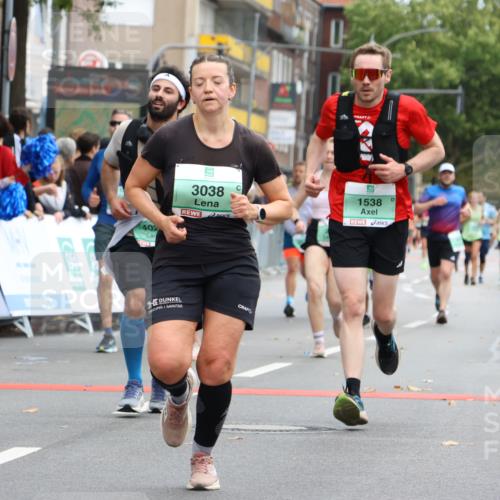 21.09.2025 - PSD Bank Halbmarathon Strokosch-Dieckow http://msf.ph/oto/8945459 21.09.2025 12:05:33 Ziel 1299, 1485, 1538, 2075, 2262, 2440, 2670, 2890, 3038, 3074, 3251, 3970, 4020, 4022 meine-sportfotos.de