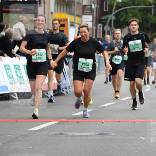 21.09.2025 - PSD Bank Halbmarathon Strokosch-Dieckow http://msf.ph/oto/8945464 21.09.2025 11:57:22 Ziel 1223, 2319, 2465, 2592, 2598, 2756, 3110, 3945, 4025, 4059, 4061 meine-sportfotos.de