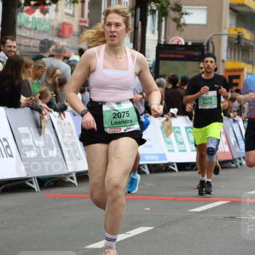21.09.2025 - PSD Bank Halbmarathon Strokosch-Dieckow http://msf.ph/oto/8945480 21.09.2025 12:05:39 Ziel 1485, 1538, 2075, 2262, 2440, 2475, 2534, 2670, 2963, 3038, 3251, 4020, 4022 meine-sportfotos.de