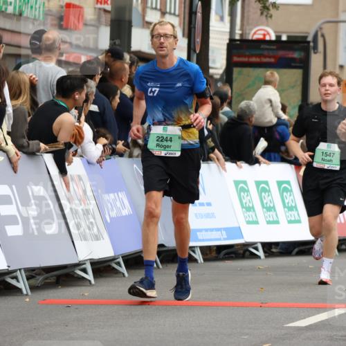 21.09.2025 - PSD Bank Halbmarathon Strokosch-Dieckow http://msf.ph/oto/8945491 21.09.2025 11:57:34 Ziel 1223, 1397, 1547, 1693, 2244, 2319, 2379, 2756, 2775, 3945, 4061 meine-sportfotos.de