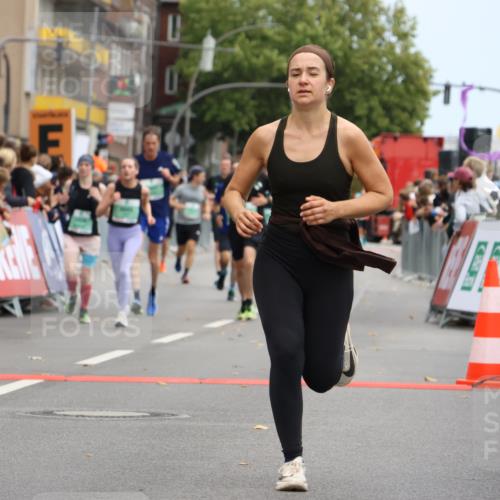 21.09.2025 - PSD Bank Halbmarathon Strokosch-Dieckow http://msf.ph/oto/8945515 21.09.2025 11:57:56 Ziel 1028, 1158, 1411, 2170, 2282, 2381, 2491, 2546, 2586, 2836, 3375, 3510, 4024, 4039, 4041 meine-sportfotos.de