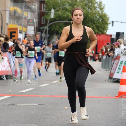 21.09.2025 - PSD Bank Halbmarathon Strokosch-Dieckow http://msf.ph/oto/8945518 21.09.2025 11:57:56 Ziel 1028, 1158, 1411, 2170, 2282, 2381, 2491, 2546, 2586, 2836, 3375, 3510, 4024, 4039, 4041 meine-sportfotos.de