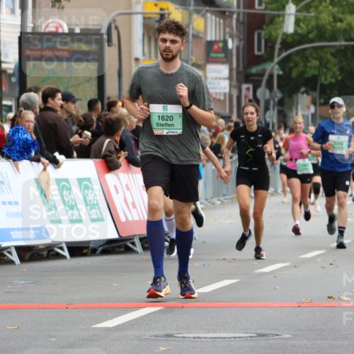 21.09.2025 - PSD Bank Halbmarathon Strokosch-Dieckow http://msf.ph/oto/8945538 21.09.2025 12:05:59 Ziel 1432, 1620, 1726, 1727, 2013, 2446, 2580, 3236, 3292, 3428, 3653 meine-sportfotos.de