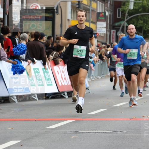 21.09.2025 - PSD Bank Halbmarathon Strokosch-Dieckow http://msf.ph/oto/8945590 21.09.2025 12:06:14 Ziel 1021, 1296, 1432, 1663, 2395, 2433, 2689, 2712, 2920, 3030, 3073, 3236, 3269 meine-sportfotos.de