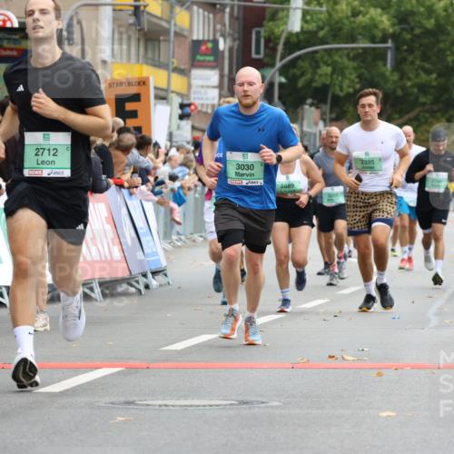 21.09.2025 - PSD Bank Halbmarathon Strokosch-Dieckow http://msf.ph/oto/8945592 21.09.2025 12:06:15 Ziel 1021, 1296, 1663, 2395, 2433, 2689, 2712, 2745, 2920, 3030, 3073, 3269 meine-sportfotos.de