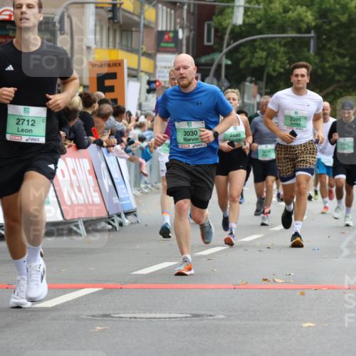 21.09.2025 - PSD Bank Halbmarathon Strokosch-Dieckow http://msf.ph/oto/8945600 21.09.2025 12:06:15 Ziel 1021, 1296, 1663, 2395, 2433, 2689, 2712, 2745, 2920, 3030, 3073, 3269 meine-sportfotos.de