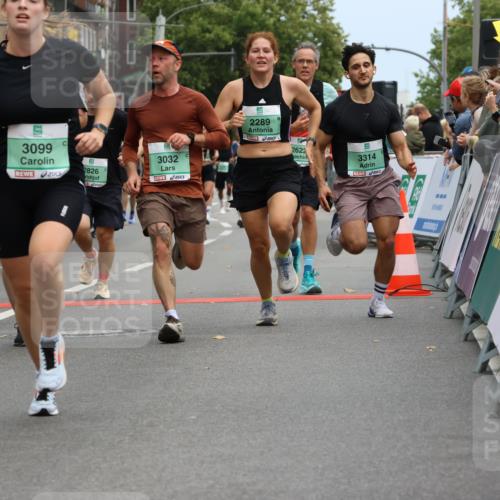 21.09.2025 - PSD Bank Halbmarathon Strokosch-Dieckow http://msf.ph/oto/8945603 21.09.2025 11:58:30 Ziel 1197, 1275, 1276, 1610, 2289, 2324, 2343, 2482, 2622, 2637, 2826, 2832, 2858, 2961, 3032, 3092, 3099, 3170, 3314, 3960, 4044 meine-sportfotos.de