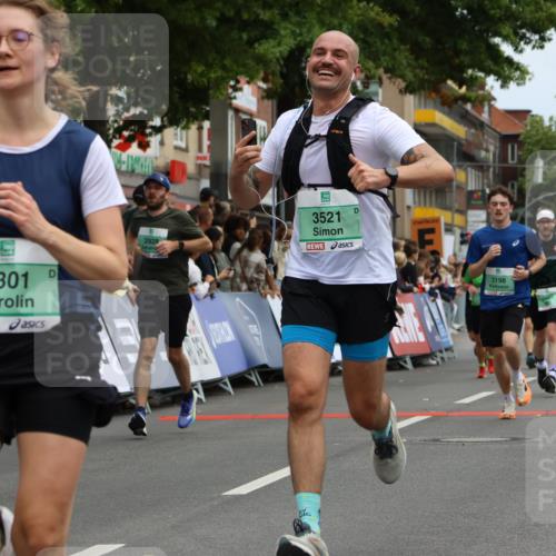 21.09.2025 - PSD Bank Halbmarathon Strokosch-Dieckow http://msf.ph/oto/8945627 21.09.2025 11:58:41 Ziel 1107, 1128, 1275, 1276, 1338, 1521, 1532, 2306, 2371, 2482, 2622, 2660, 2928, 3198, 3301, 3356, 3521, 3936 meine-sportfotos.de