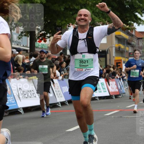 21.09.2025 - PSD Bank Halbmarathon Strokosch-Dieckow http://msf.ph/oto/8945632 21.09.2025 11:58:42 Ziel 1107, 1122, 1128, 1338, 1521, 1532, 2306, 2371, 2482, 2543, 2660, 2870, 2928, 3198, 3301, 3356, 3521, 3936 meine-sportfotos.de