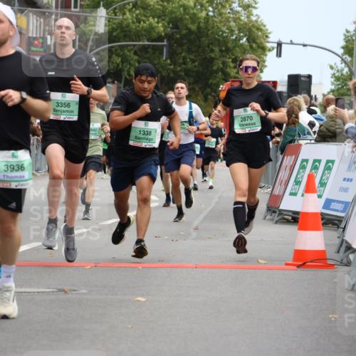 21.09.2025 - PSD Bank Halbmarathon Strokosch-Dieckow http://msf.ph/oto/8945658 21.09.2025 11:58:47 Ziel 1107, 1122, 1128, 1338, 1521, 1531, 1532, 2306, 2371, 2543, 2590, 2594, 2604, 2660, 2870, 2928, 3198, 3301, 3356, 3521, 3542, 3936 meine-sportfotos.de