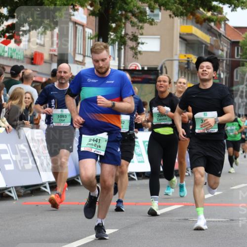 21.09.2025 - PSD Bank Halbmarathon Strokosch-Dieckow http://msf.ph/oto/8945669 21.09.2025 11:58:59 Ziel 1064, 1092, 1093, 1258, 1531, 2332, 2344, 2436, 2441, 2540, 2582, 2590, 2594, 2604, 2641, 2664, 3542, 3771 meine-sportfotos.de