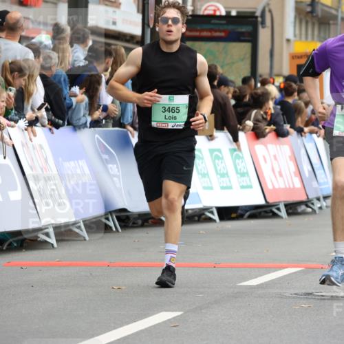 21.09.2025 - PSD Bank Halbmarathon Strokosch-Dieckow http://msf.ph/oto/8945670 21.09.2025 12:06:38 Ziel 1211, 2624, 2656, 2698, 2711, 2838, 2933, 3059, 3391, 3465, 3586, 4065 meine-sportfotos.de