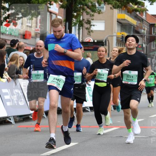 21.09.2025 - PSD Bank Halbmarathon Strokosch-Dieckow http://msf.ph/oto/8945673 21.09.2025 11:58:59 Ziel 1064, 1092, 1093, 1258, 1531, 2332, 2344, 2436, 2441, 2540, 2582, 2590, 2594, 2604, 2641, 2664, 3542, 3771 meine-sportfotos.de