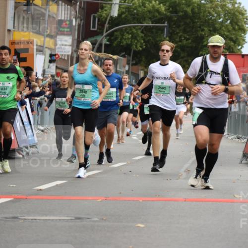 21.09.2025 - PSD Bank Halbmarathon Strokosch-Dieckow http://msf.ph/oto/8945687 21.09.2025 11:59:03 Ziel 1033, 1064, 1092, 1093, 1258, 1486, 2332, 2344, 2436, 2441, 2472, 2540, 2582, 2594, 2641, 2664, 2758, 3054, 3771 meine-sportfotos.de
