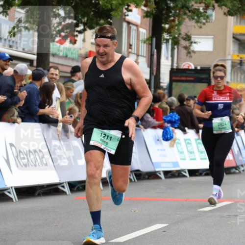 21.09.2025 - PSD Bank Halbmarathon Strokosch-Dieckow http://msf.ph/oto/8945701 21.09.2025 12:06:44 Ziel 1211, 1284, 2624, 2711, 2808, 2838, 3059, 3391, 3465, 3586, 3749 meine-sportfotos.de