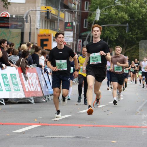 21.09.2025 - PSD Bank Halbmarathon Strokosch-Dieckow http://msf.ph/oto/8945748 21.09.2025 11:59:28 Ziel 1196, 1609, 1700, 2241, 2248, 2325, 2517, 2558, 2574, 2581, 2645, 2794, 2915, 3217, 3962 meine-sportfotos.de