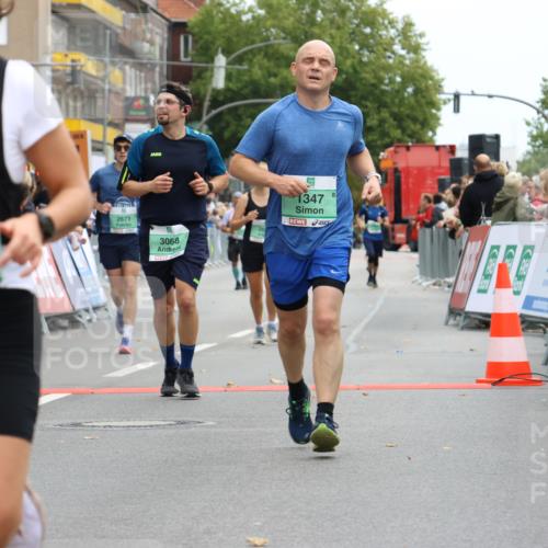 21.09.2025 - PSD Bank Halbmarathon Strokosch-Dieckow http://msf.ph/oto/8945803 21.09.2025 12:07:08 Ziel 1347, 1388, 1571, 1594, 2223, 2628, 2671, 2694, 2789, 2999, 3006, 3068, 3259, 3371, 3931 meine-sportfotos.de