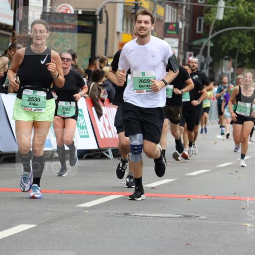 21.09.2025 - PSD Bank Halbmarathon Strokosch-Dieckow http://msf.ph/oto/8945804 21.09.2025 11:59:47 Ziel 1075, 1741, 2530, 2549, 2595, 2721, 2782, 2918, 2929, 3048, 3152, 3990, 4034, 4042, 4049 meine-sportfotos.de