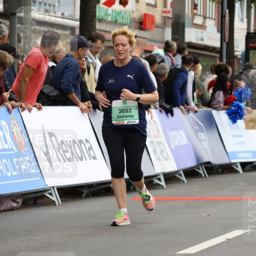 21.09.2025 - PSD Bank Halbmarathon Strokosch-Dieckow http://msf.ph/oto/8945827 21.09.2025 12:07:19 Ziel 1686, 2671, 2694, 2864, 2942, 3065, 3393, 3692 meine-sportfotos.de